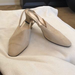 Women Low Heel Slings
